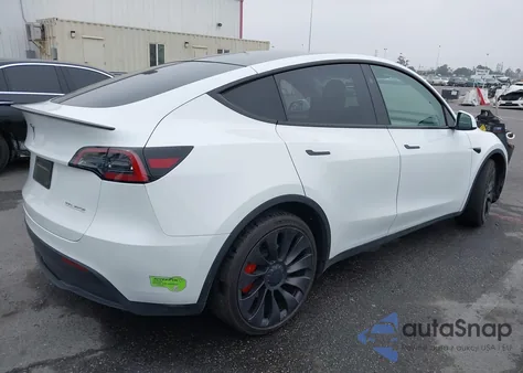2023 Tesla Model Y из США, поврежденный, VIN 7SAYGDEF8PF800742